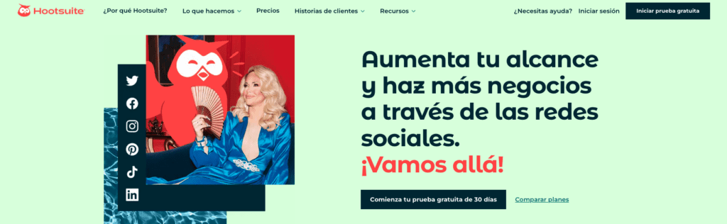 Captura de pantalla de la homepage de Hootsuite, para gestionar redes sociales.